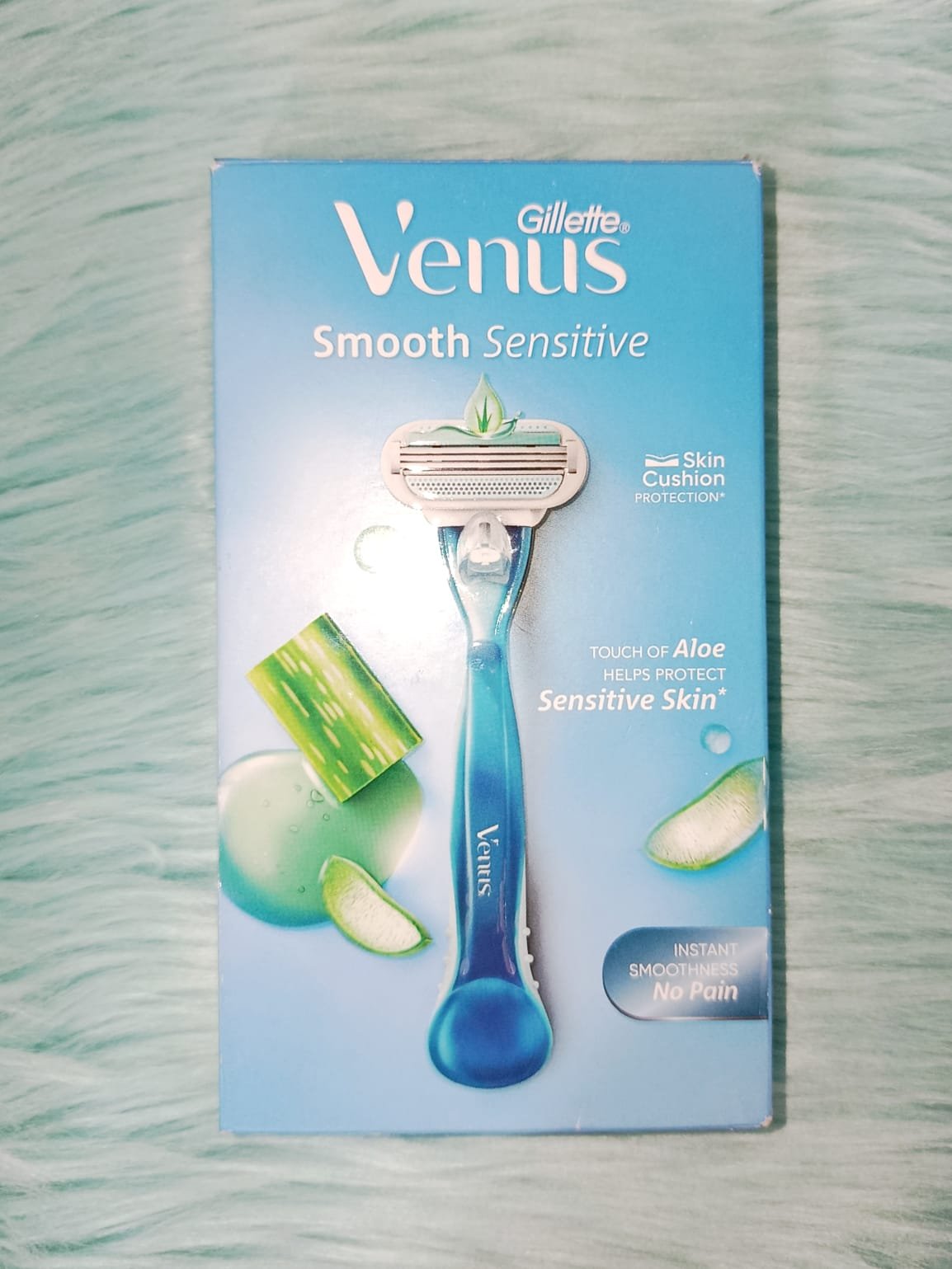 Gillette Venus Smooth Sensitive Gillette Venus Smooth Sensitive